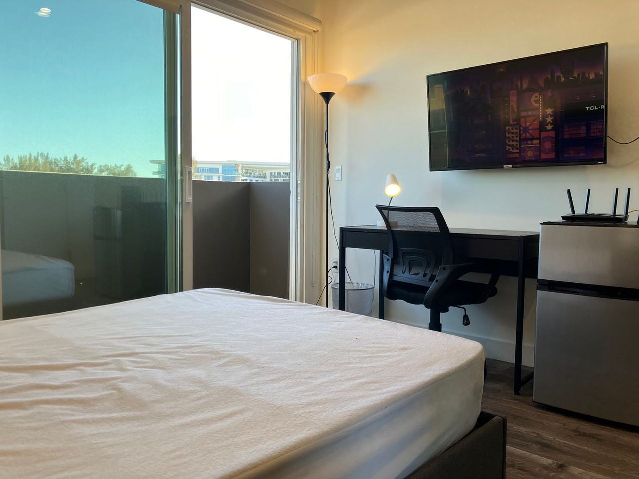 Ecco Blackburn - Photo 2 of 36