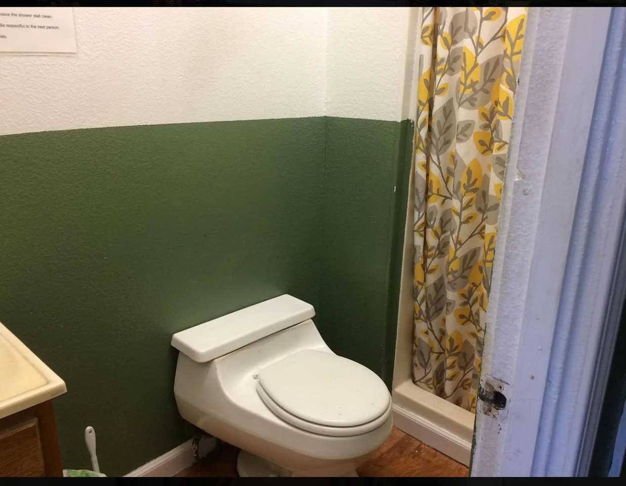 1302 Kinau St - Photo 6 of 9