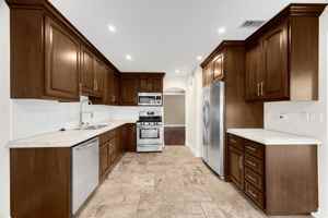 featured image of 219 Chinook Cir