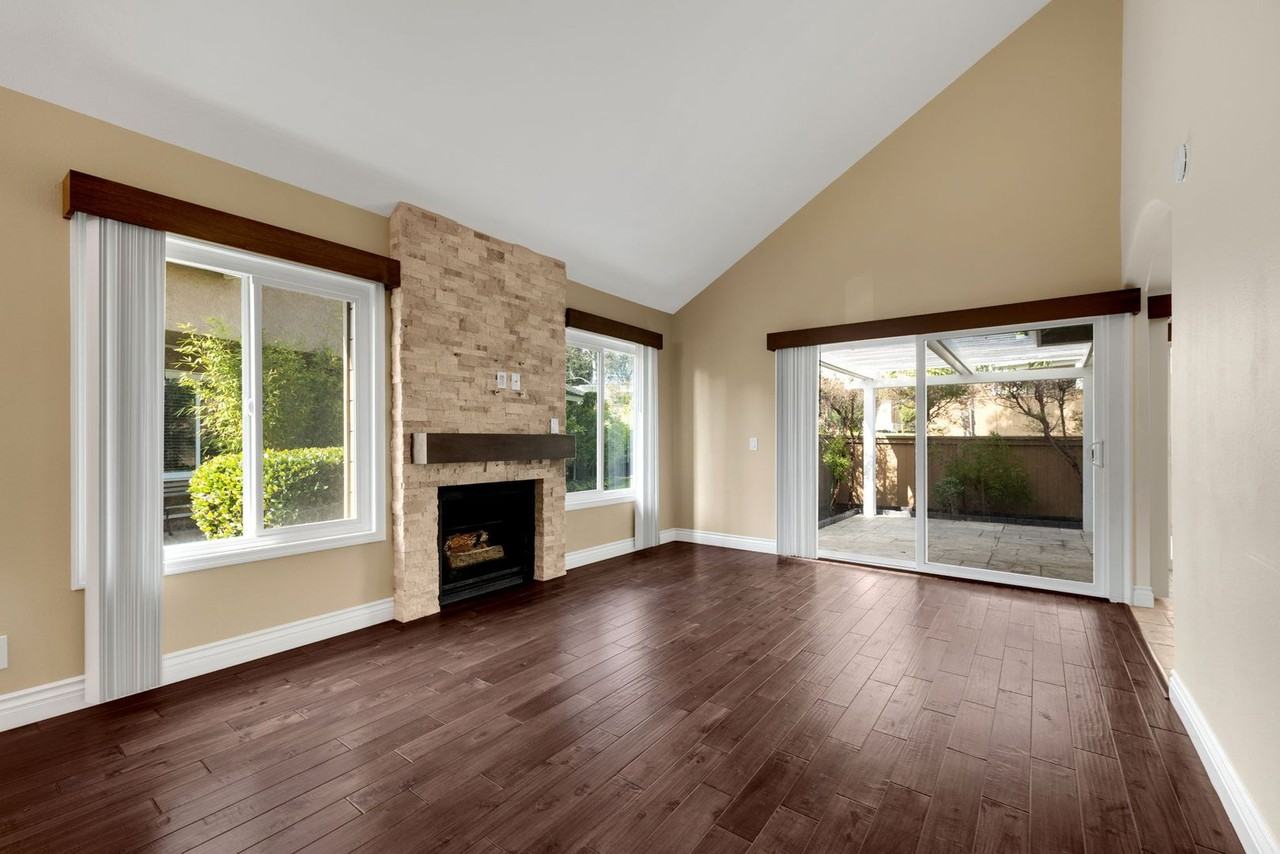 219 Chinook Cir - Photo 2 of 28