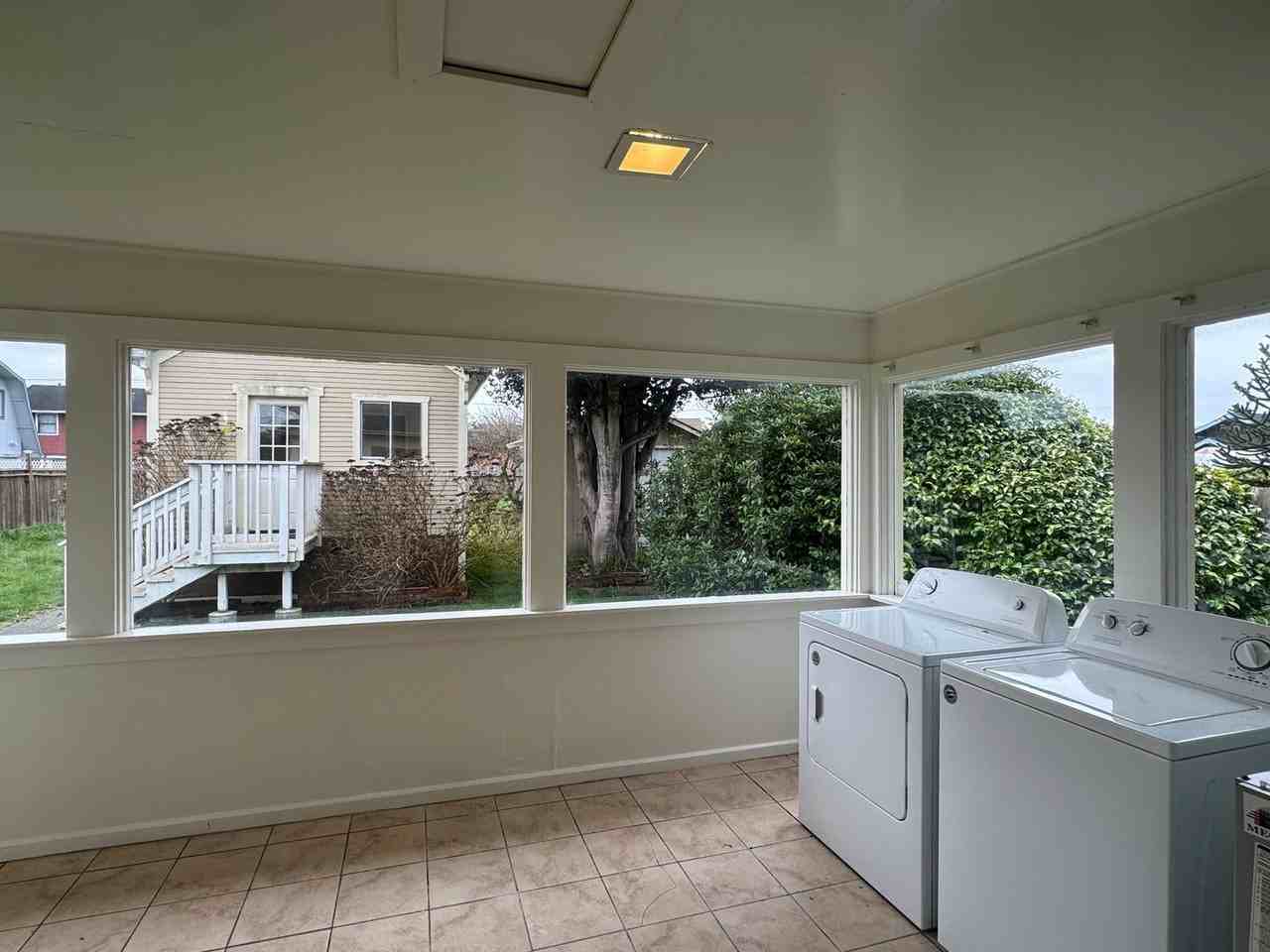 226 Long St - Photo 7 of 11