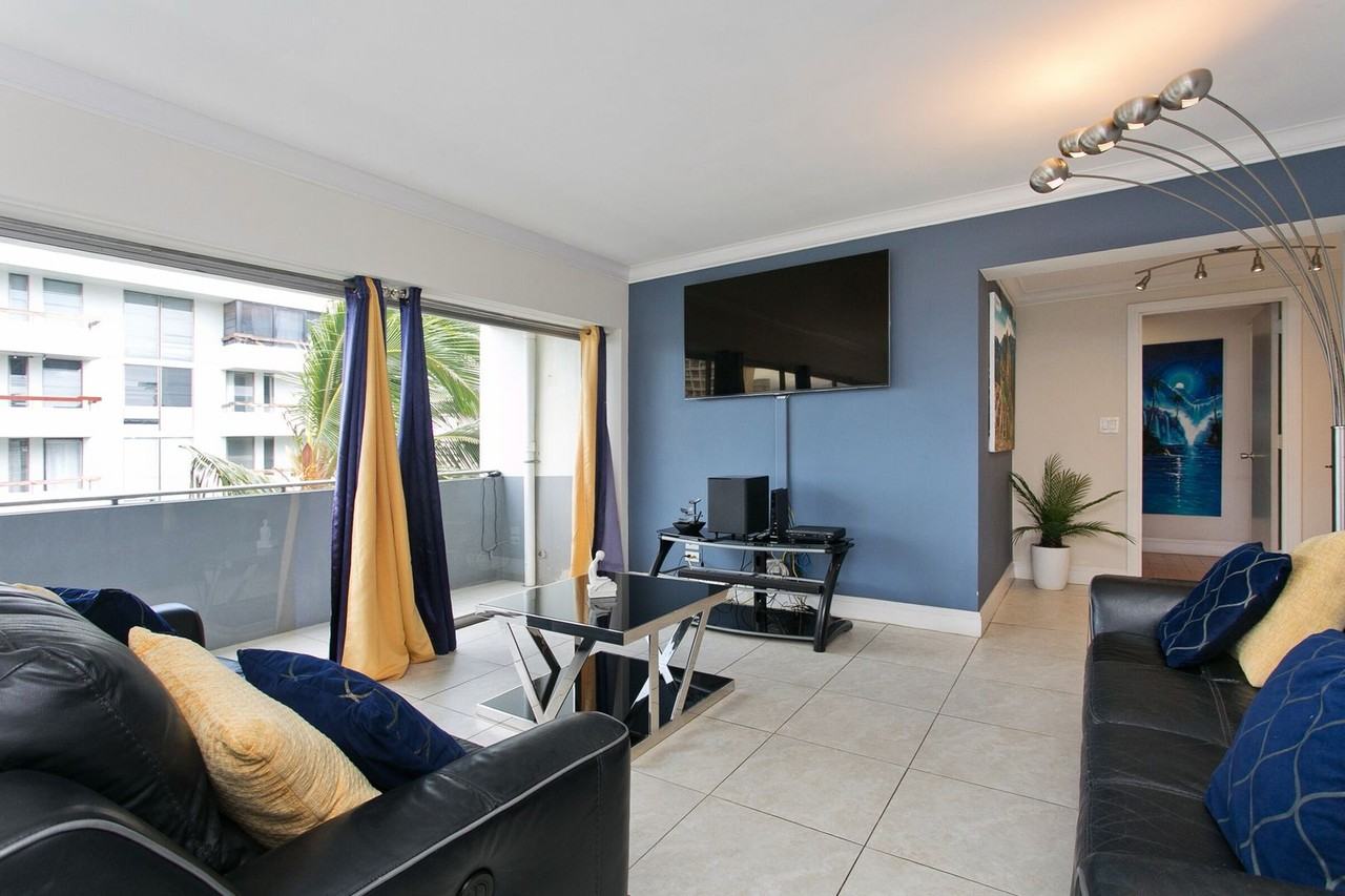 2015 Ala Wai Blvd Apt 8a - Photo 6 of 18