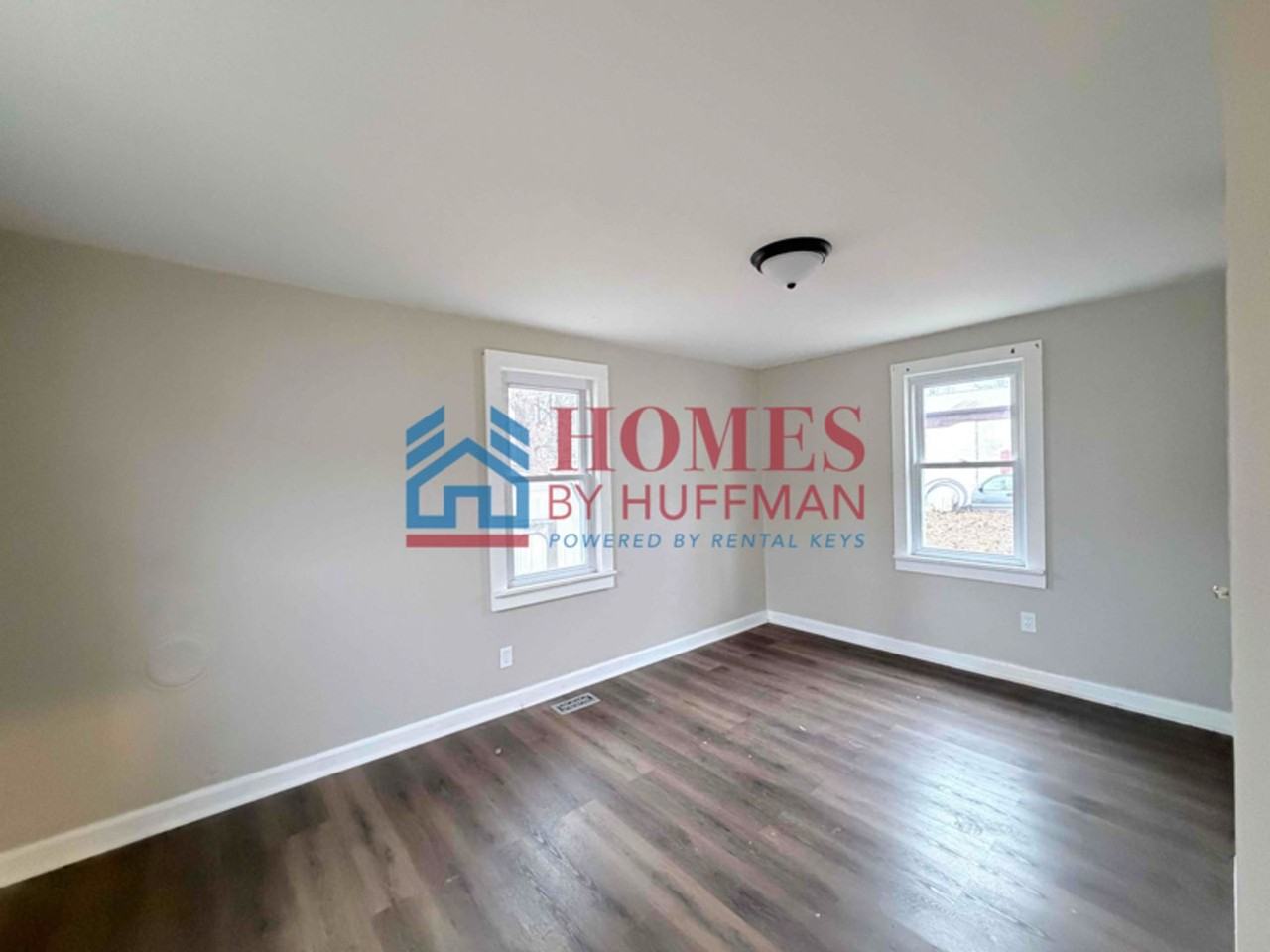 7 E Olmstead Ave - Photo 6 of 10