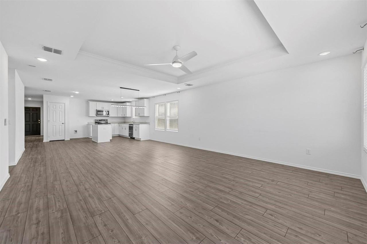 2008 Village Creek Ln - Photo 4 of 14