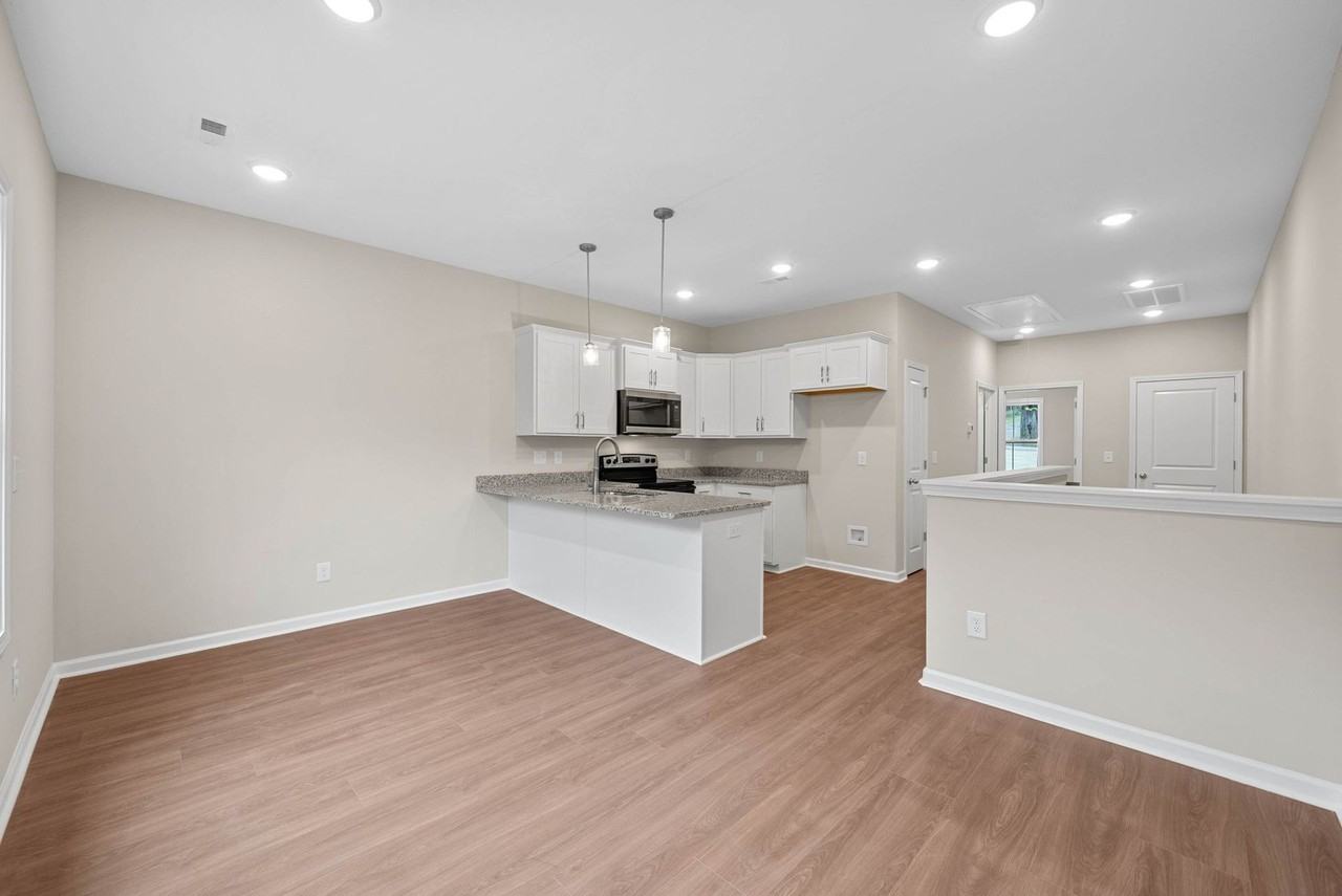 Brand New 2 bed/2 bath townhouse! 2.5 miles to APSU/6.7 miles to Gate 1!! - Photo 6 of 50