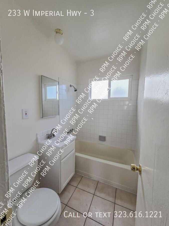 233 W Imperial Hwy #3 - Photo 4 of 8