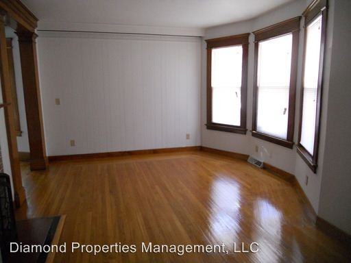 101 Hobart St - Photo 3 of 19
