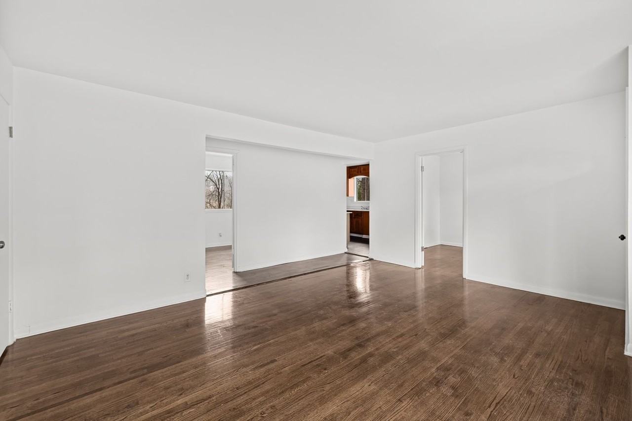 4941 43rd Way N - Photo 4 of 17