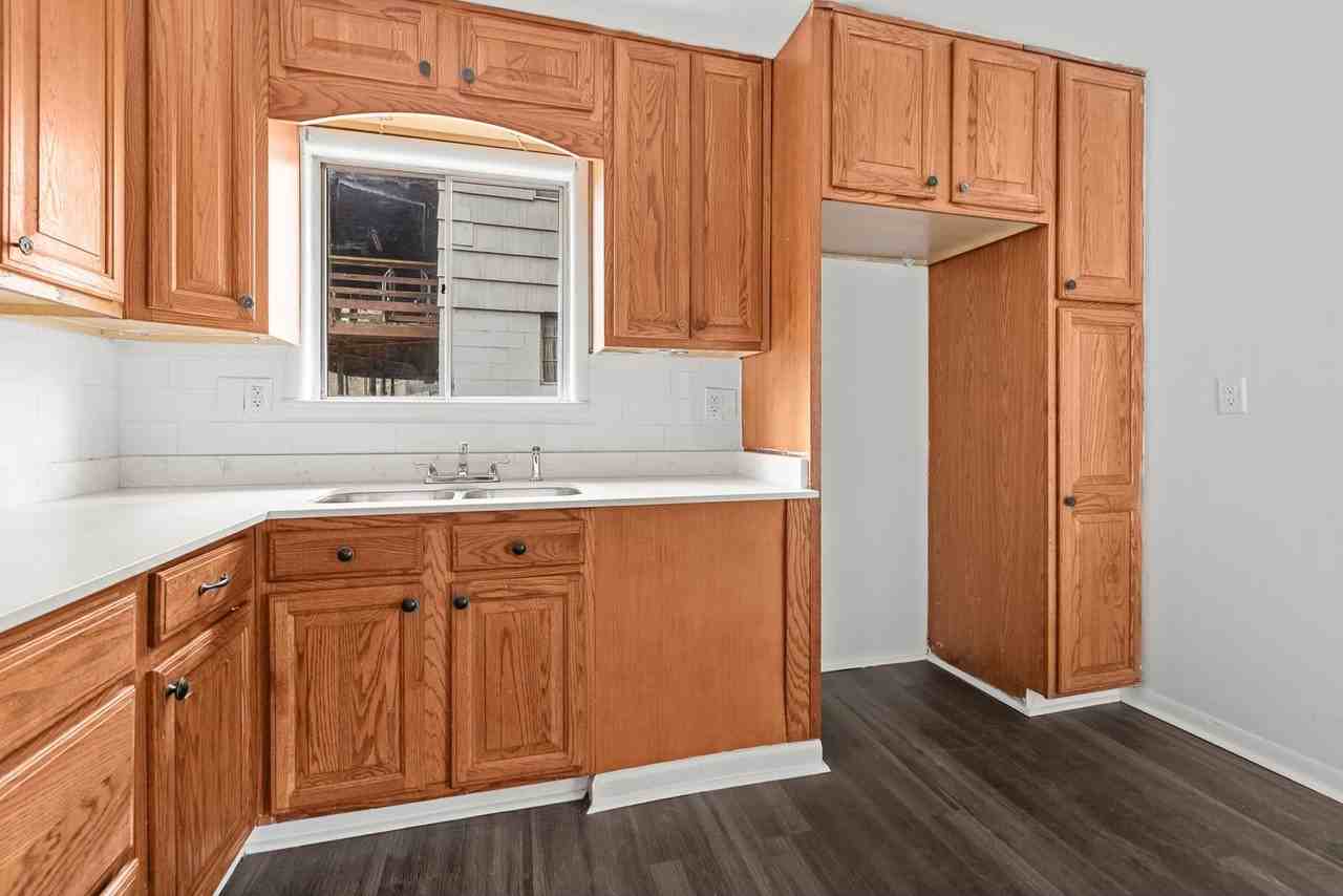 4941 43rd Way N - Photo 6 of 17