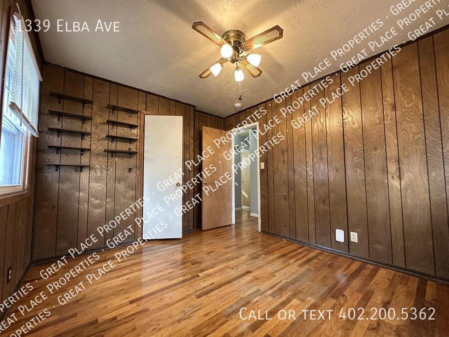 1339 Elba Ave - Photo 7 of 19