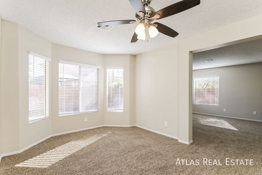 959 Flapjack Dr - Photo 7 of 22