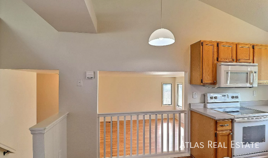 4510 W A St - Photo 2 of 30