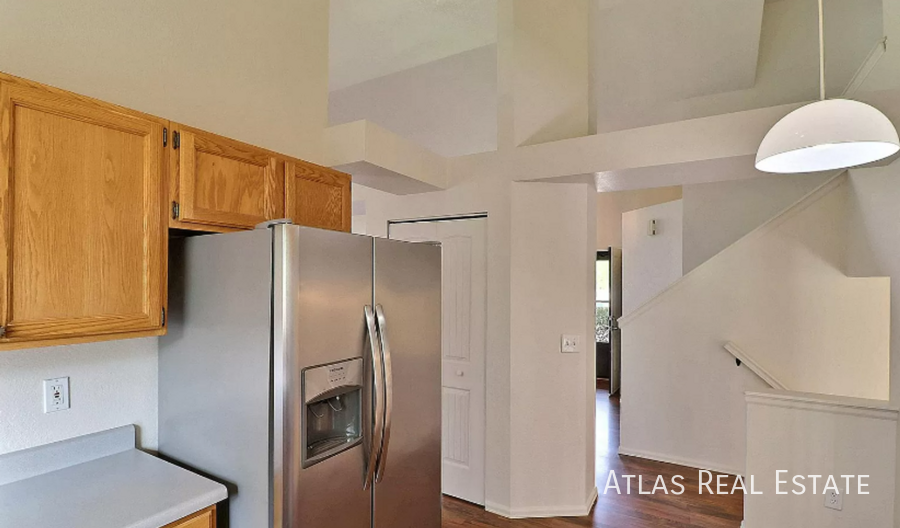 4510 W A St - Photo 4 of 30