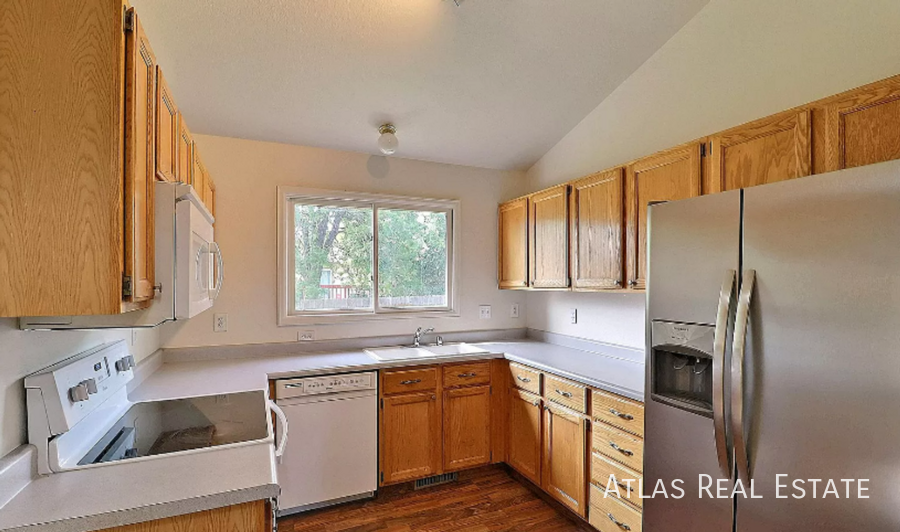 4510 W A St - Photo 6 of 30