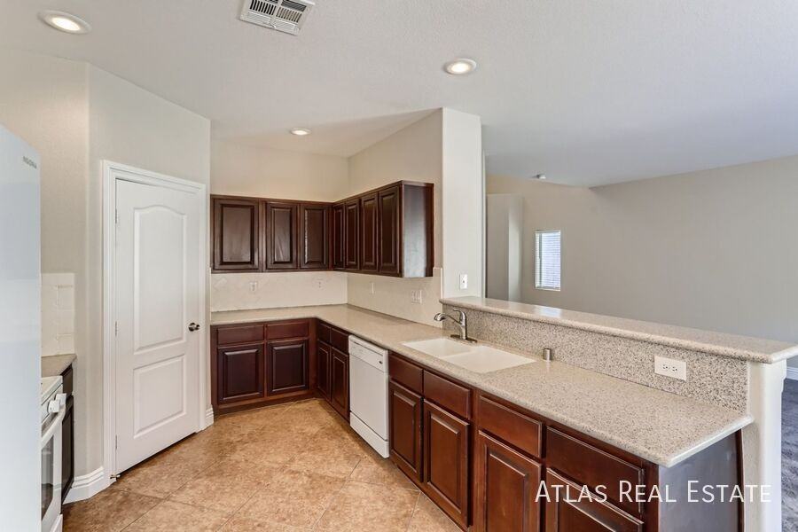 5091 Moose Falls Dr - Photo 6 of 17