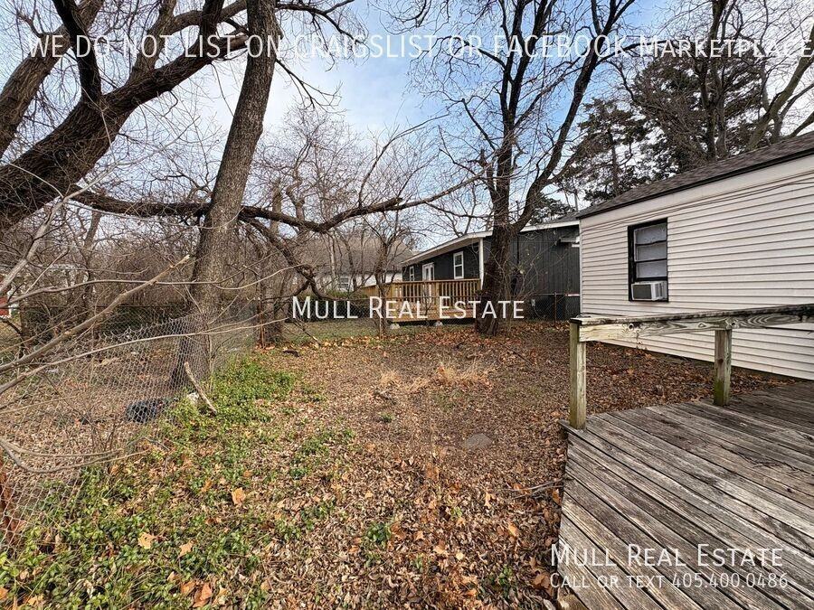 1929 Nw 36th St - Photo 3 of 15