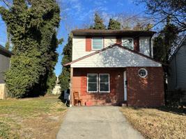 featured image of 729 16th St