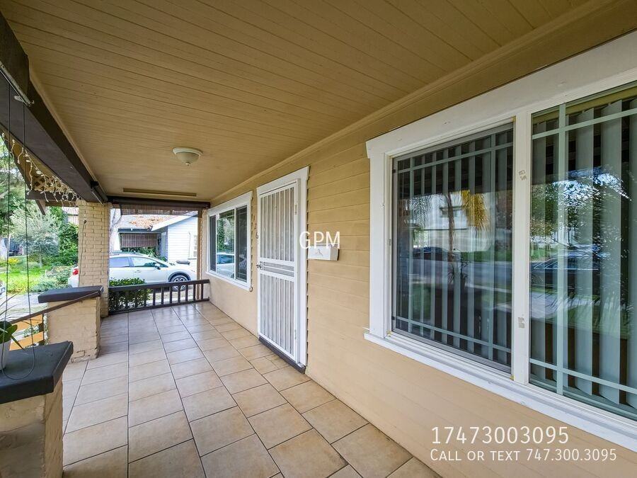 126 E Garfield Ave #126 - Photo 2 of 22