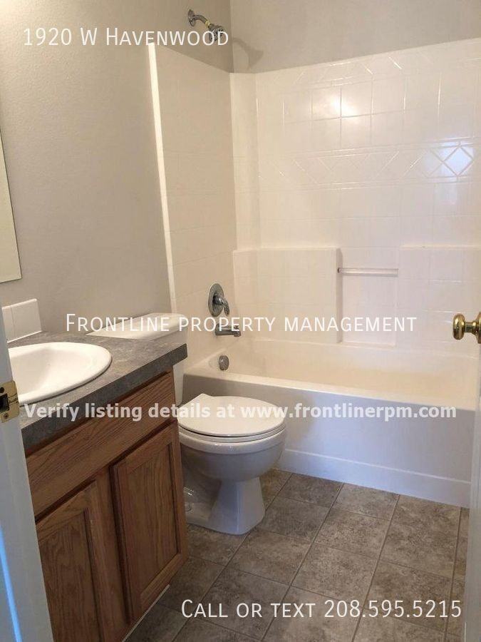 1920 W Havenwood Ave - Photo 3 of 10