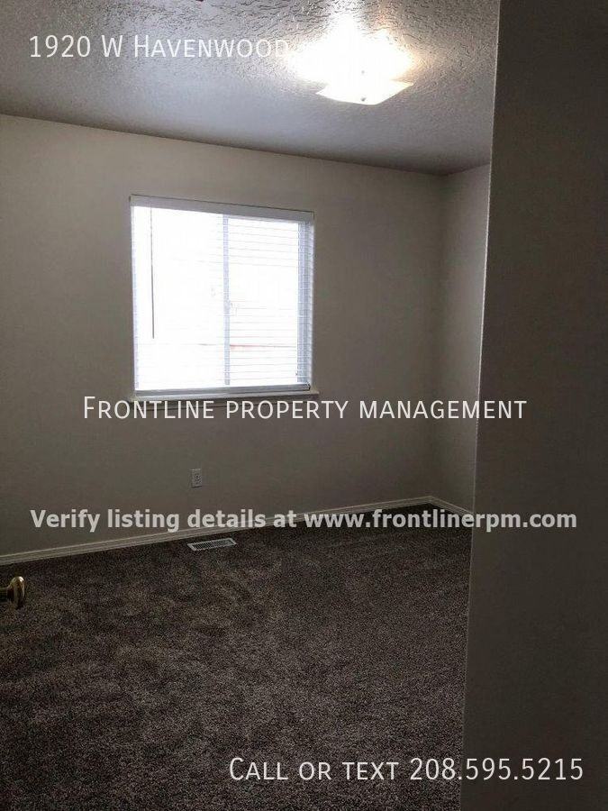 1920 W Havenwood Ave - Photo 4 of 10