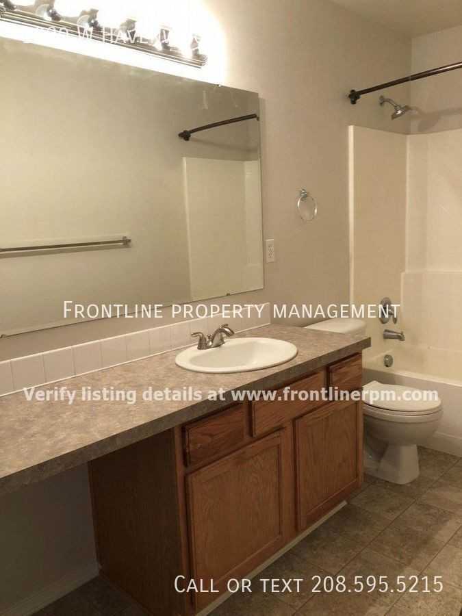 1920 W Havenwood Ave - Photo 7 of 10