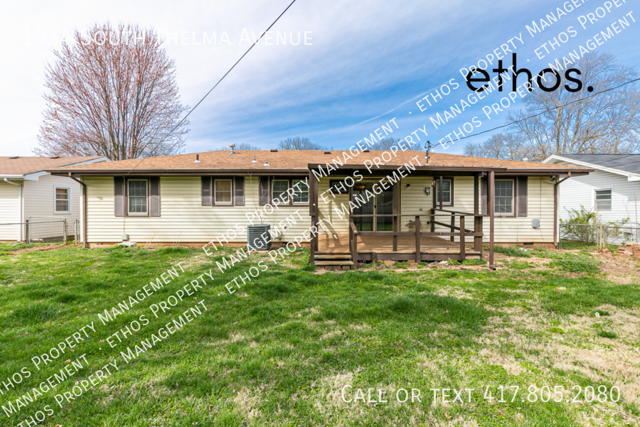 1934 S Thelma Ave - Photo 4 of 25