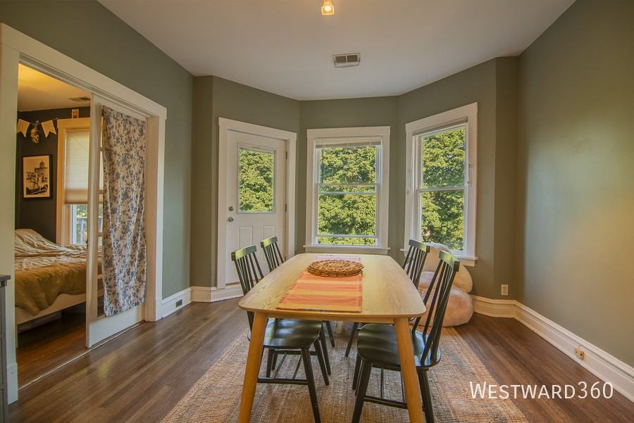 4948 N Winchester Ave #2 - Photo 7 of 15