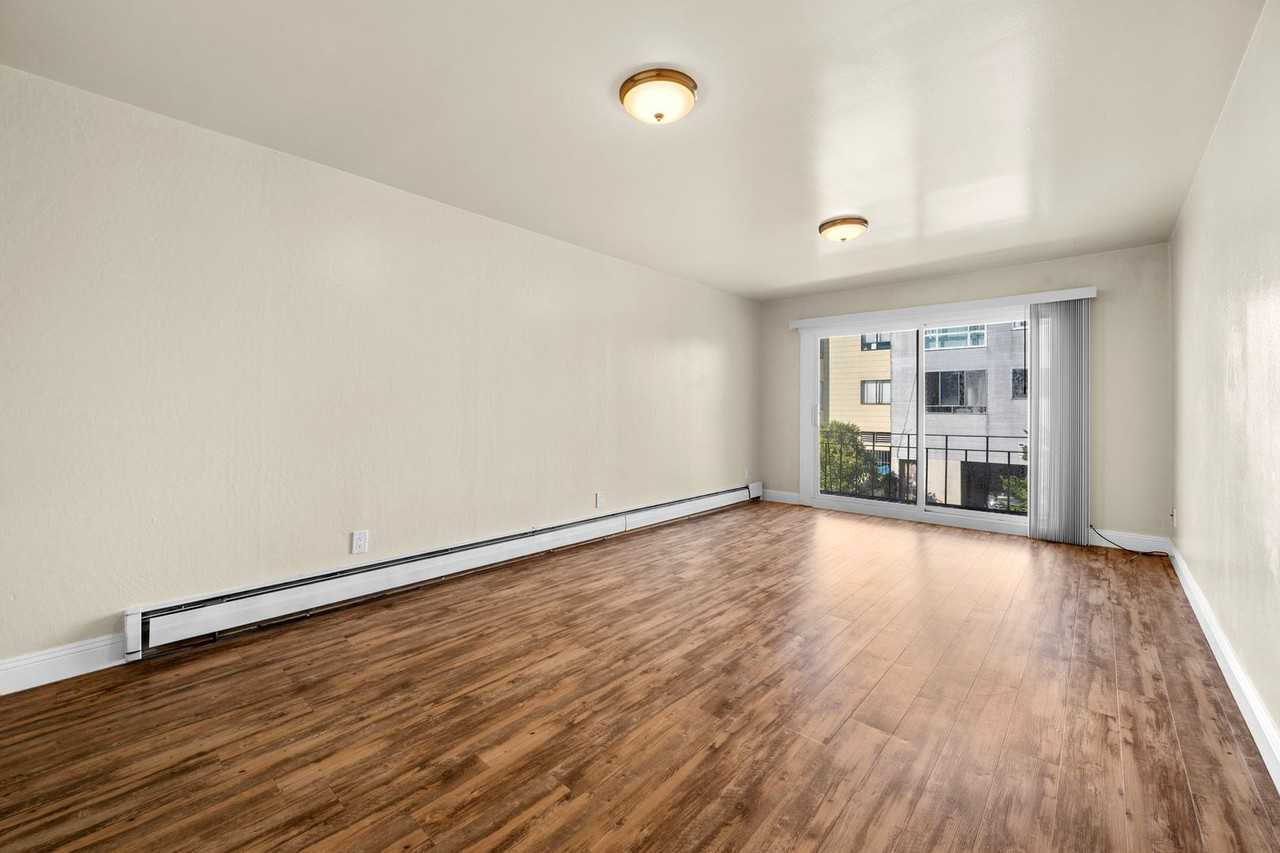 355 24th Ave - Photo 6 of 32