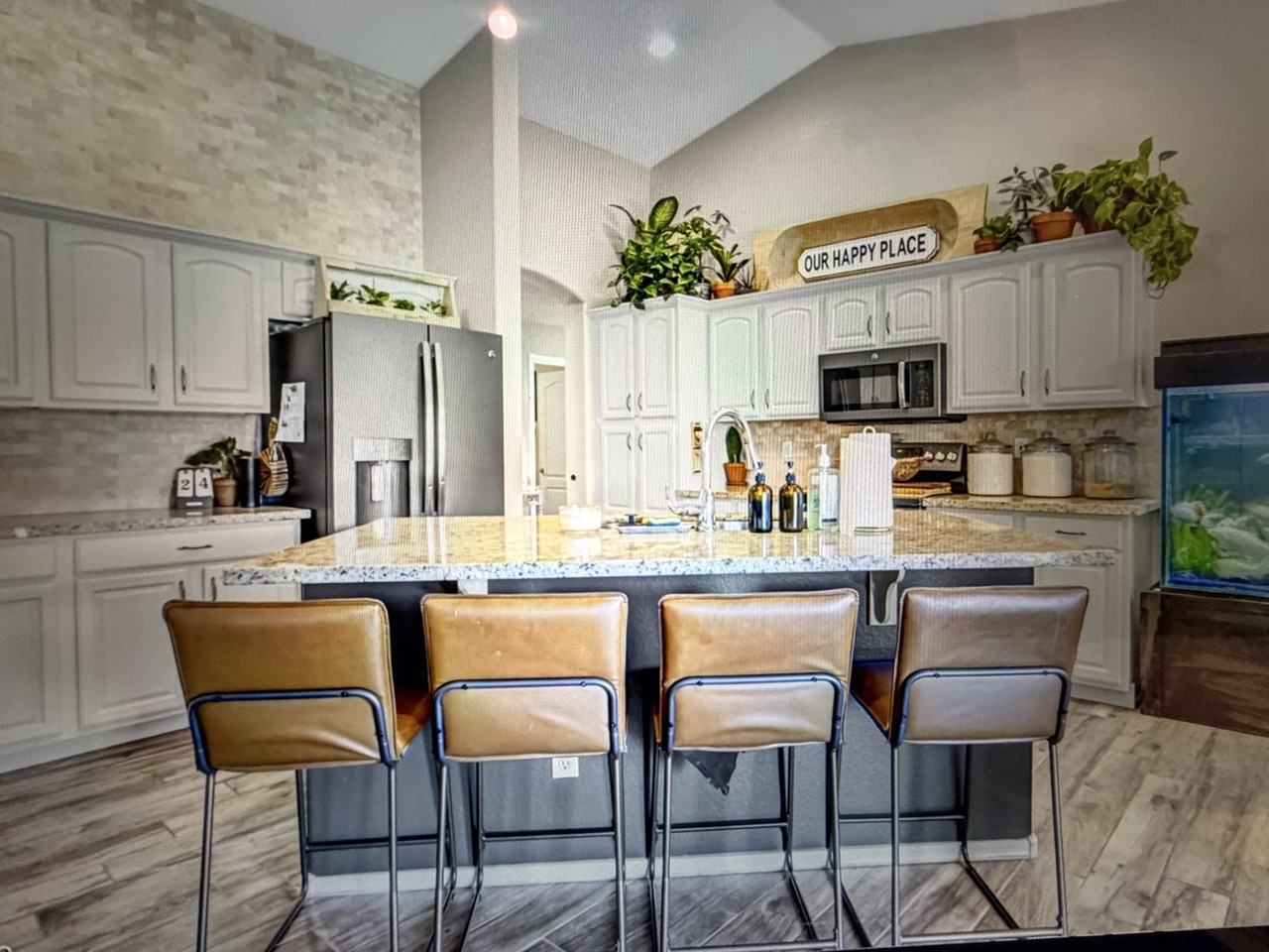 2913 E Runaway Bay Pl #NA - Photo 2 of 16