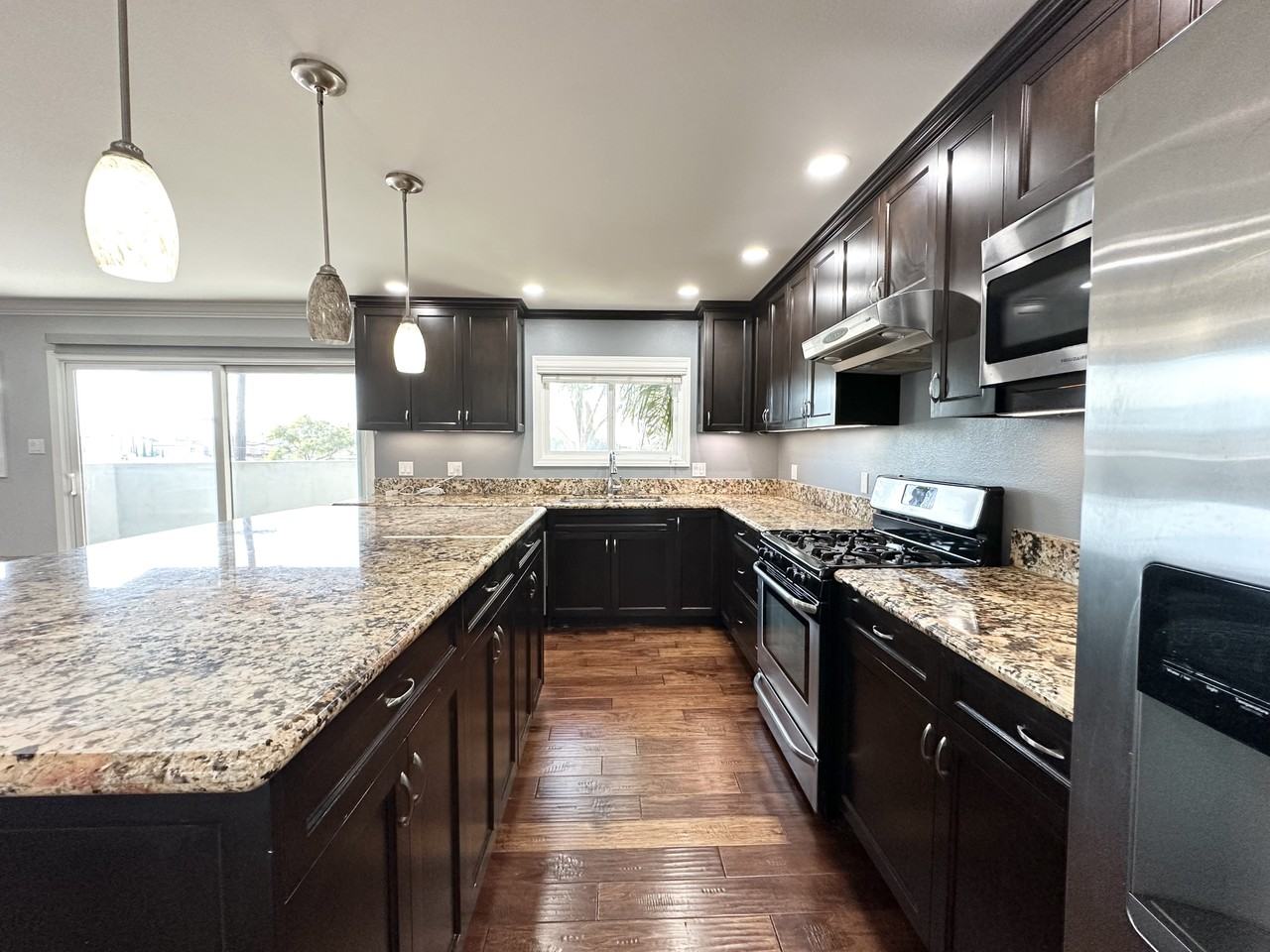 528 E 238th Pl #B - Photo 3 of 46