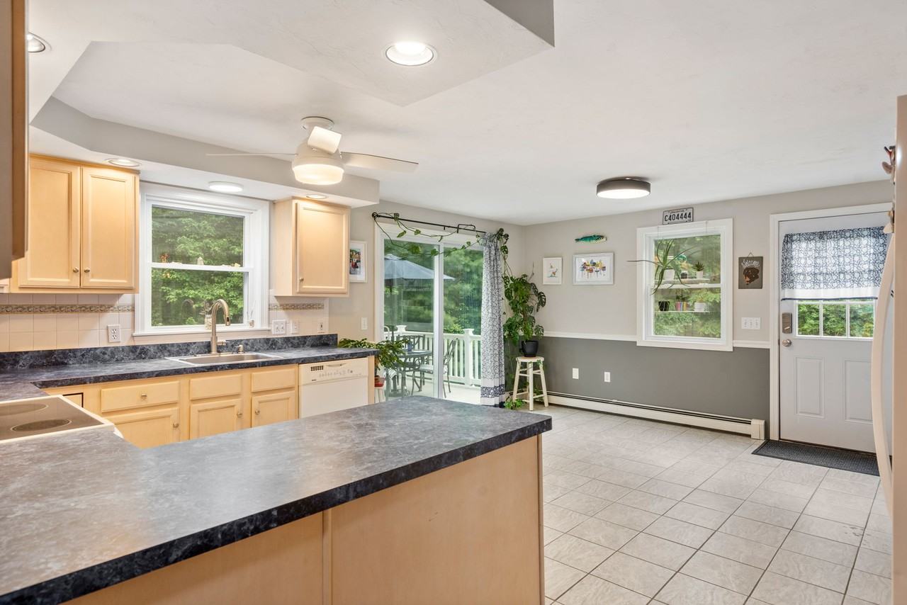 59 Lincoln St #NA - Photo 7 of 15