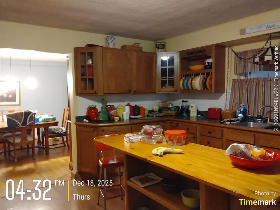 839 Vine St #NA - Photo 4 of 14