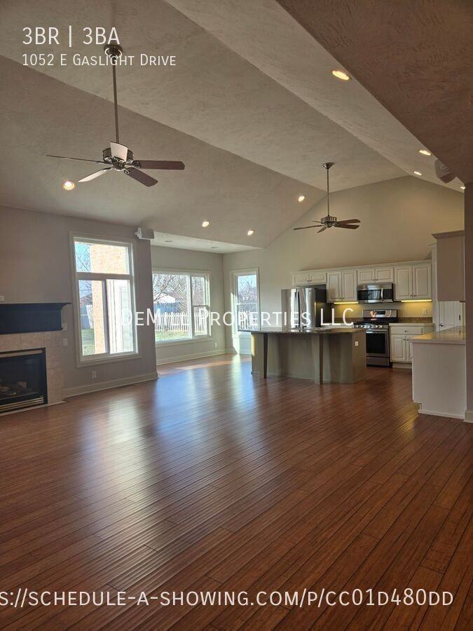 1052 E Gaslight Dr - Photo 6 of 19