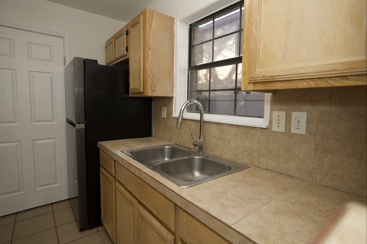 746 Sonesta Dr #D - Photo 6 of 18