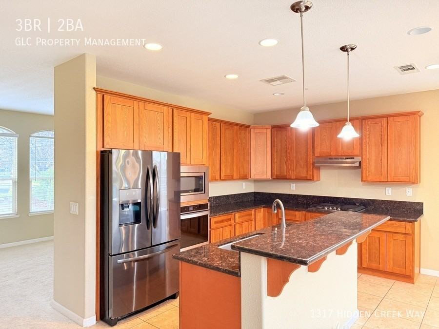 1317 Hidden Creek Way - Photo 7 of 23