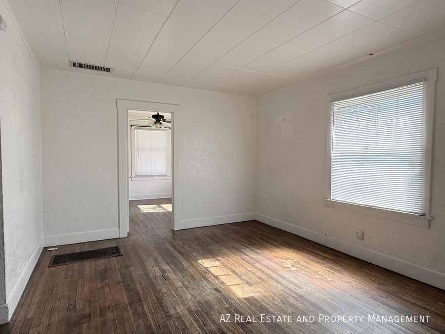3809 N 9th Pl - Photo 7 of 32
