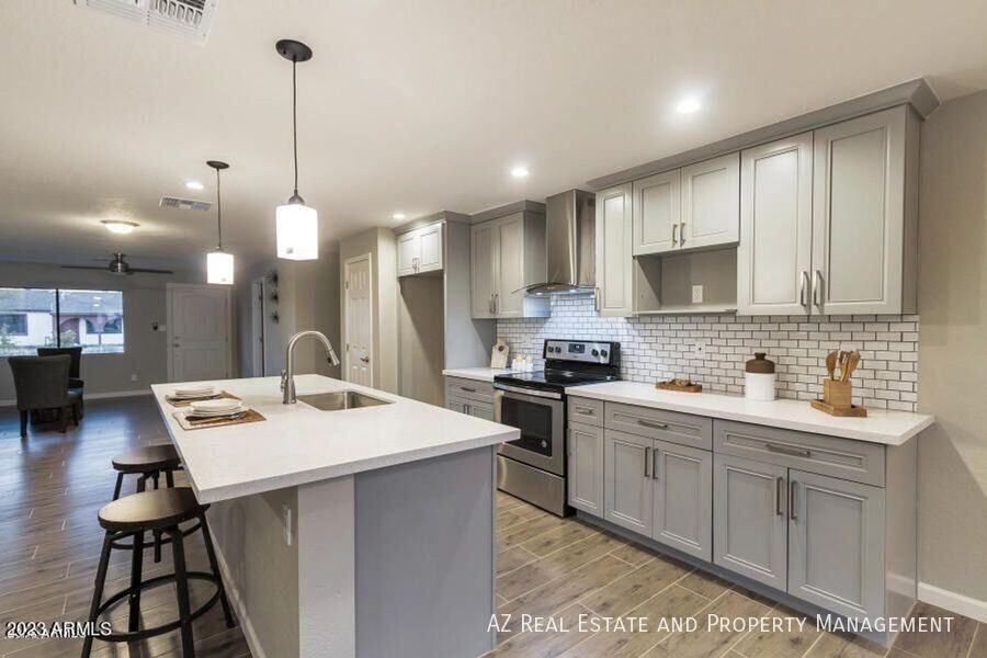 3431 E Acoma Dr - Photo 2 of 16