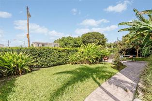 831 10th St - Photo 1 of 1