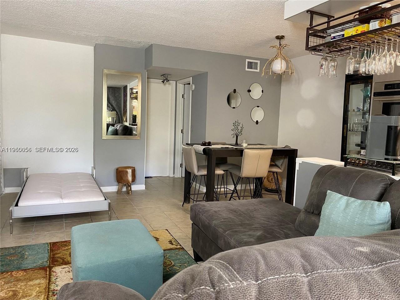 1425 Arthur St #1425115B - Photo 6 of 25