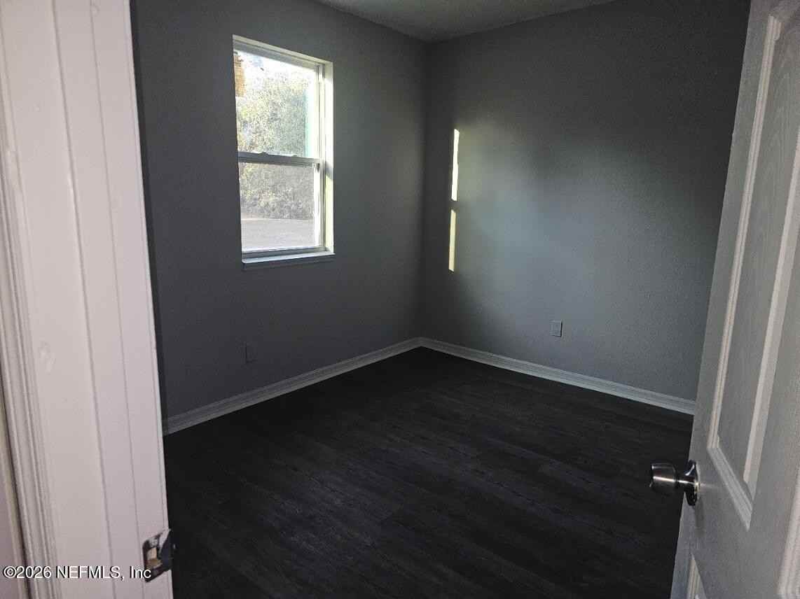 5533 Huwood Ave #5533-2 - Photo 3 of 6