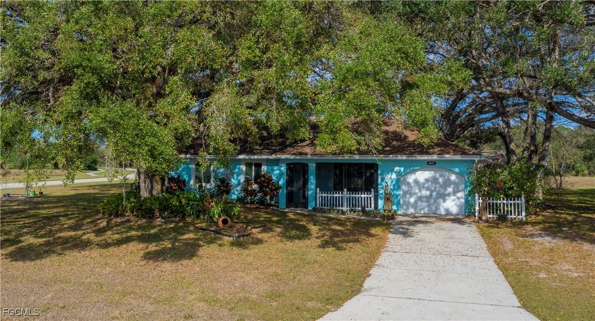 4001 E Sunflower Cir #4001 - Photo 3 of 50