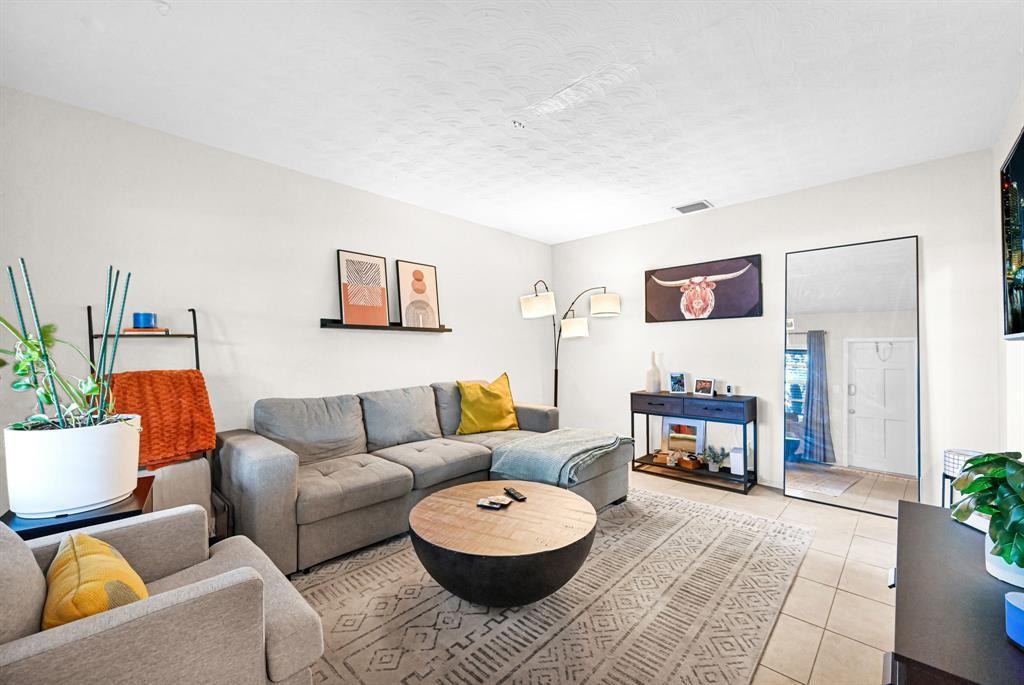 2204 Nw 3rd Ave #2204-2 - Photo 6 of 19