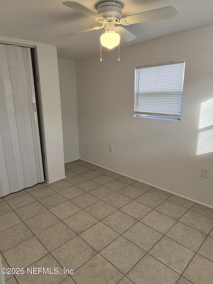 126 Cypress St #126 - Photo 4 of 11