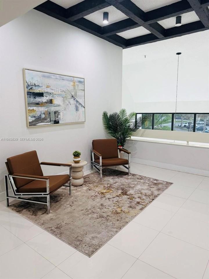 200 Lakeview Dr #200-307 - Photo 5 of 11