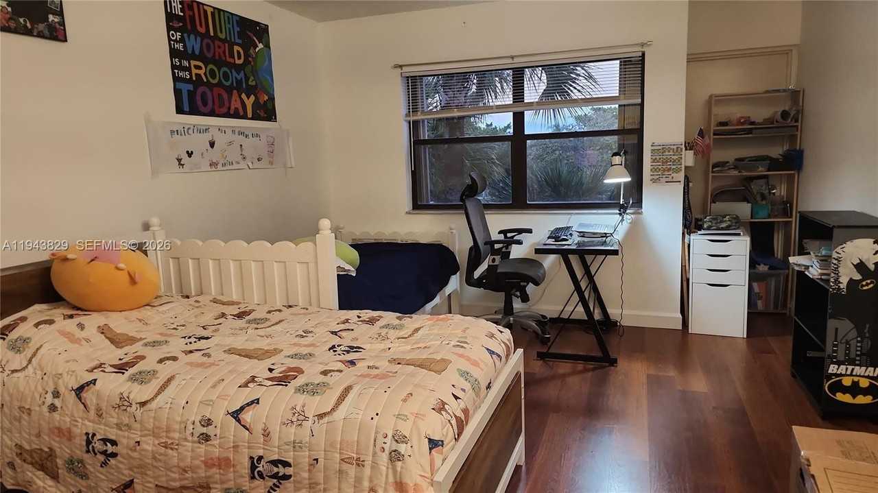 200 Lakeview Dr #200-307 - Photo 7 of 11