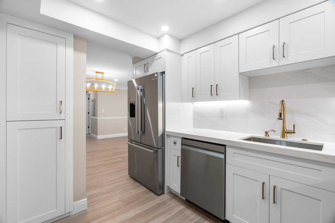 3221 S Ocean Blvd #3221-1006 - Photo 7 of 41