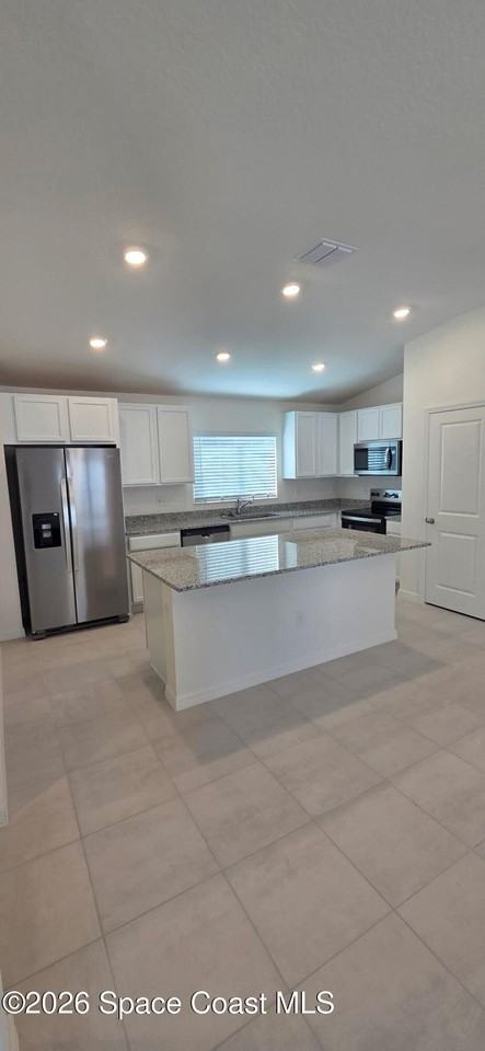 2091 Vinifera Dr #2091 - Photo 4 of 8