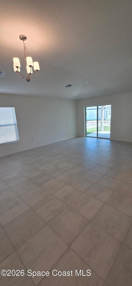 2091 Vinifera Dr #2091 - Photo 6 of 8