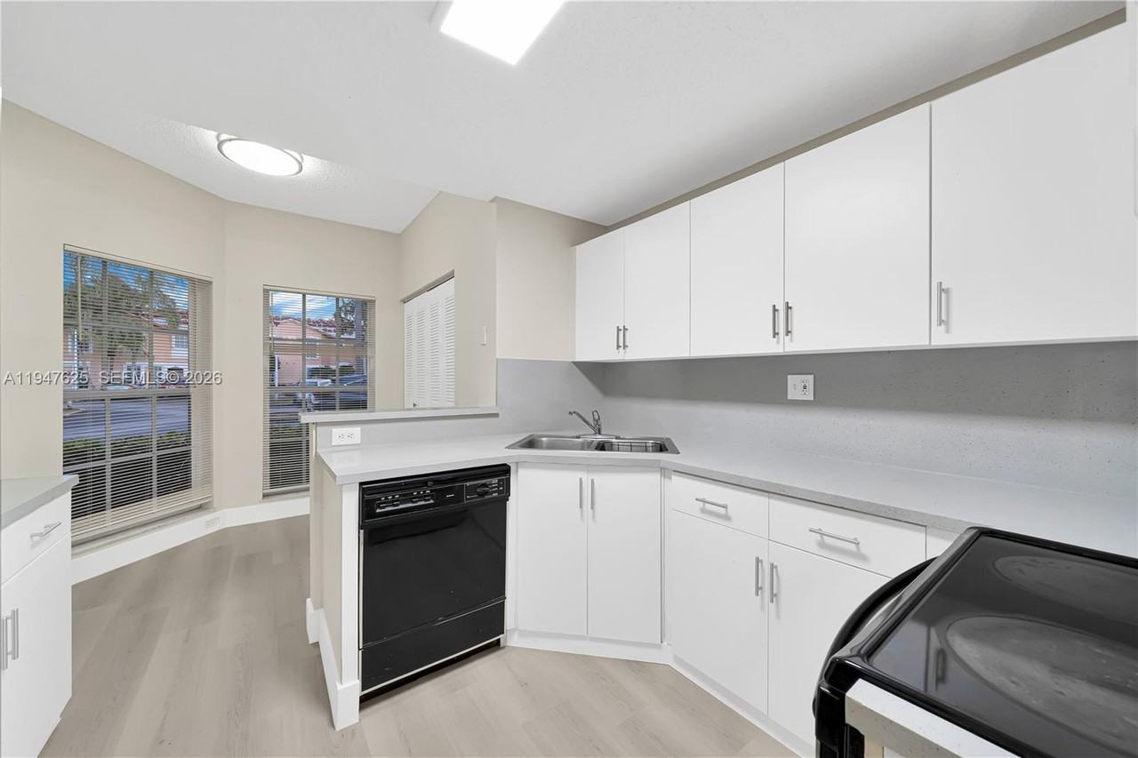 14325 Sw 57th Ln #14325-66 - Photo 2 of 22