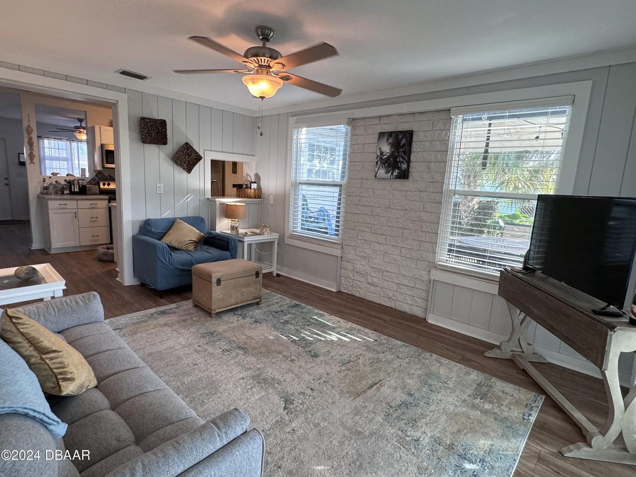 24 Dolphin Ave #24 - Photo 2 of 25